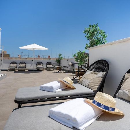 Limehome Sevilla Calle Torcuato Luca De Tena - Digital Access Ngoại thất bức ảnh