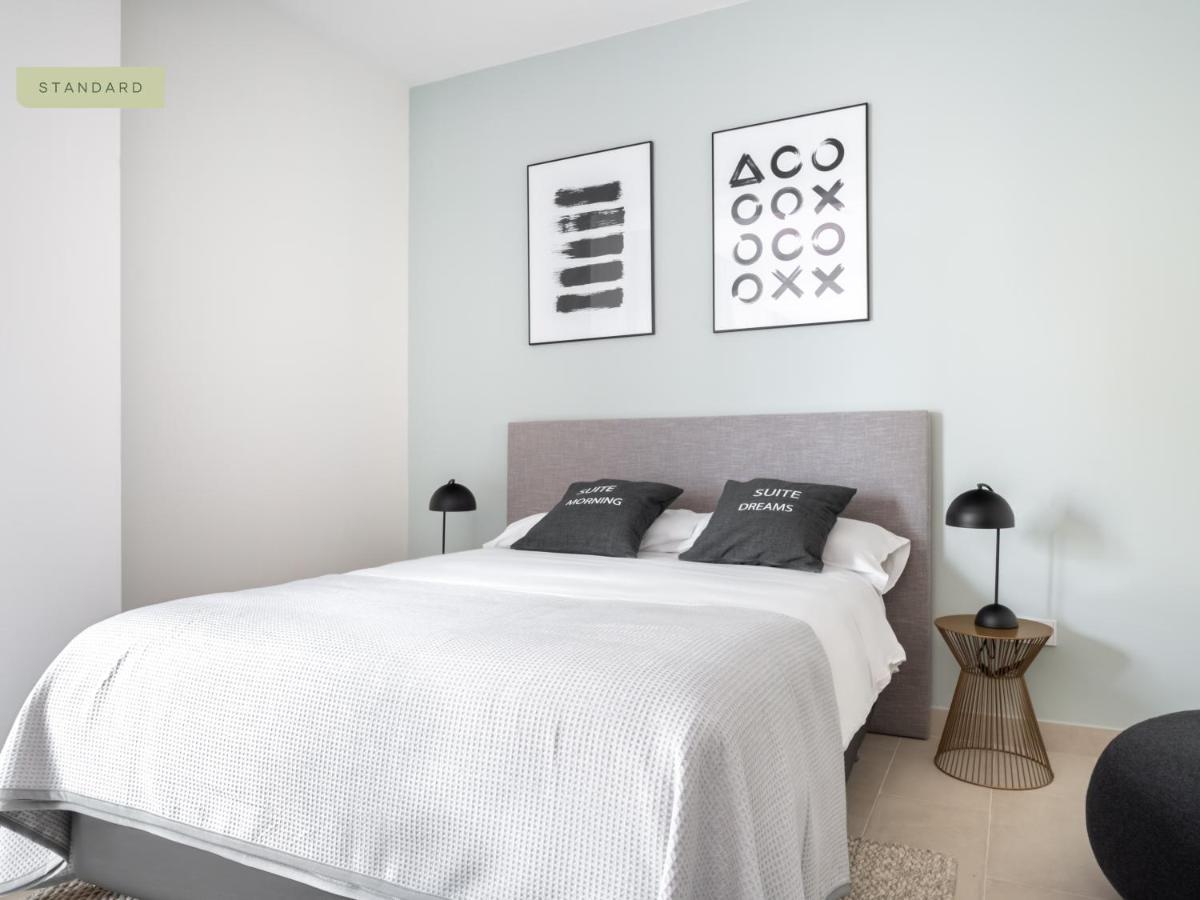 Limehome Sevilla Calle Torcuato Luca De Tena - Digital Access Ngoại thất bức ảnh