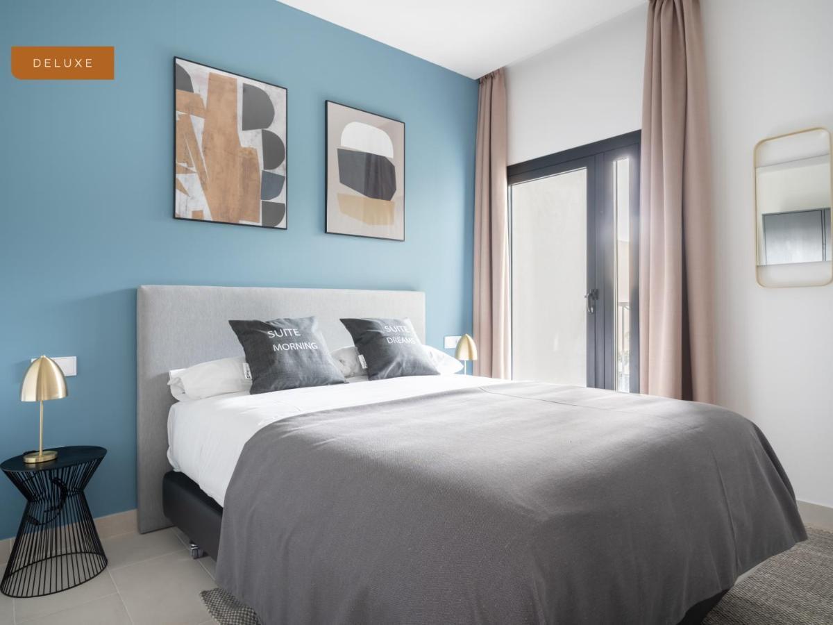 Limehome Sevilla Calle Torcuato Luca De Tena - Digital Access Ngoại thất bức ảnh