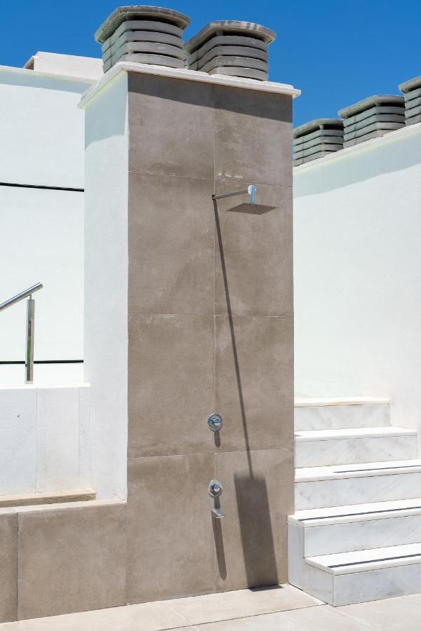 Limehome Sevilla Calle Torcuato Luca De Tena - Digital Access Ngoại thất bức ảnh